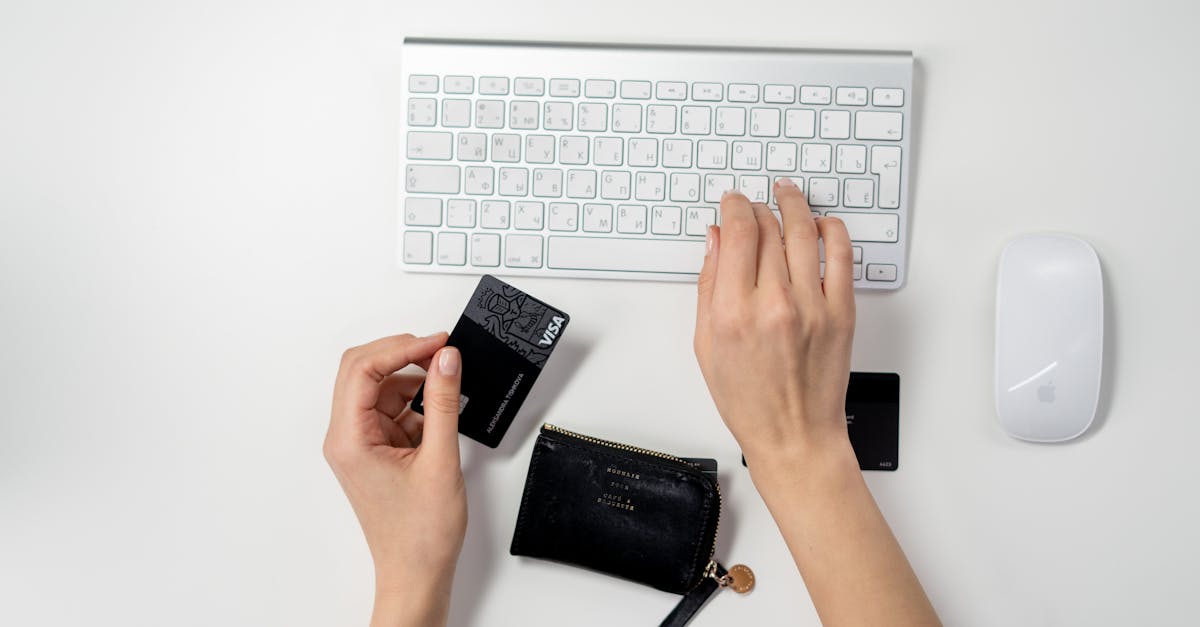 What to consider when communicating order updates to customers
